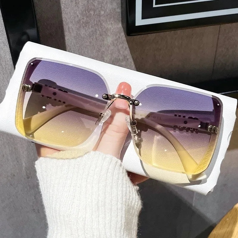 2025 New Fashion Cool Sunglasses Women Luxury Brand Letters Anti Strong Light Vintage Rimless Sun Glasses Ladies Gafas UV400